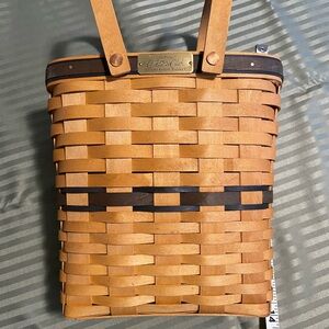 Longaberger Collector Club Classic Tan and Blue Woven Basket